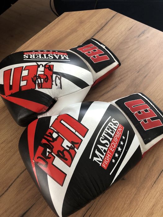 Rekawice bokserskie FEN MMA z autografem Wielki Bu oryginalne