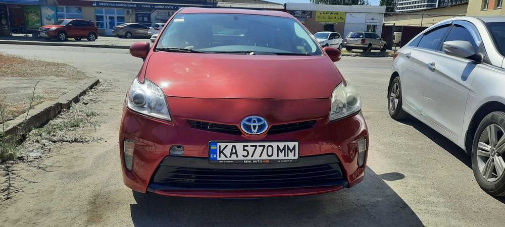 Авто на викуп Toyota Prius 2013 від 5900 грн/тижд.