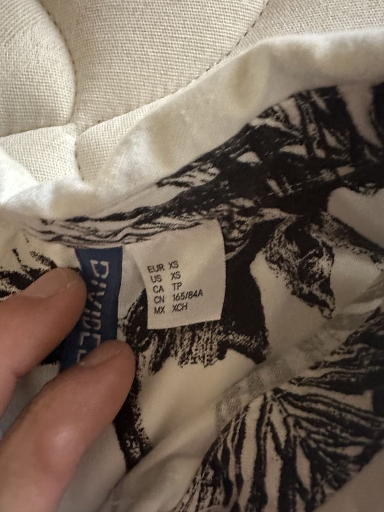 Camisas estampadas o preço é por todas elas