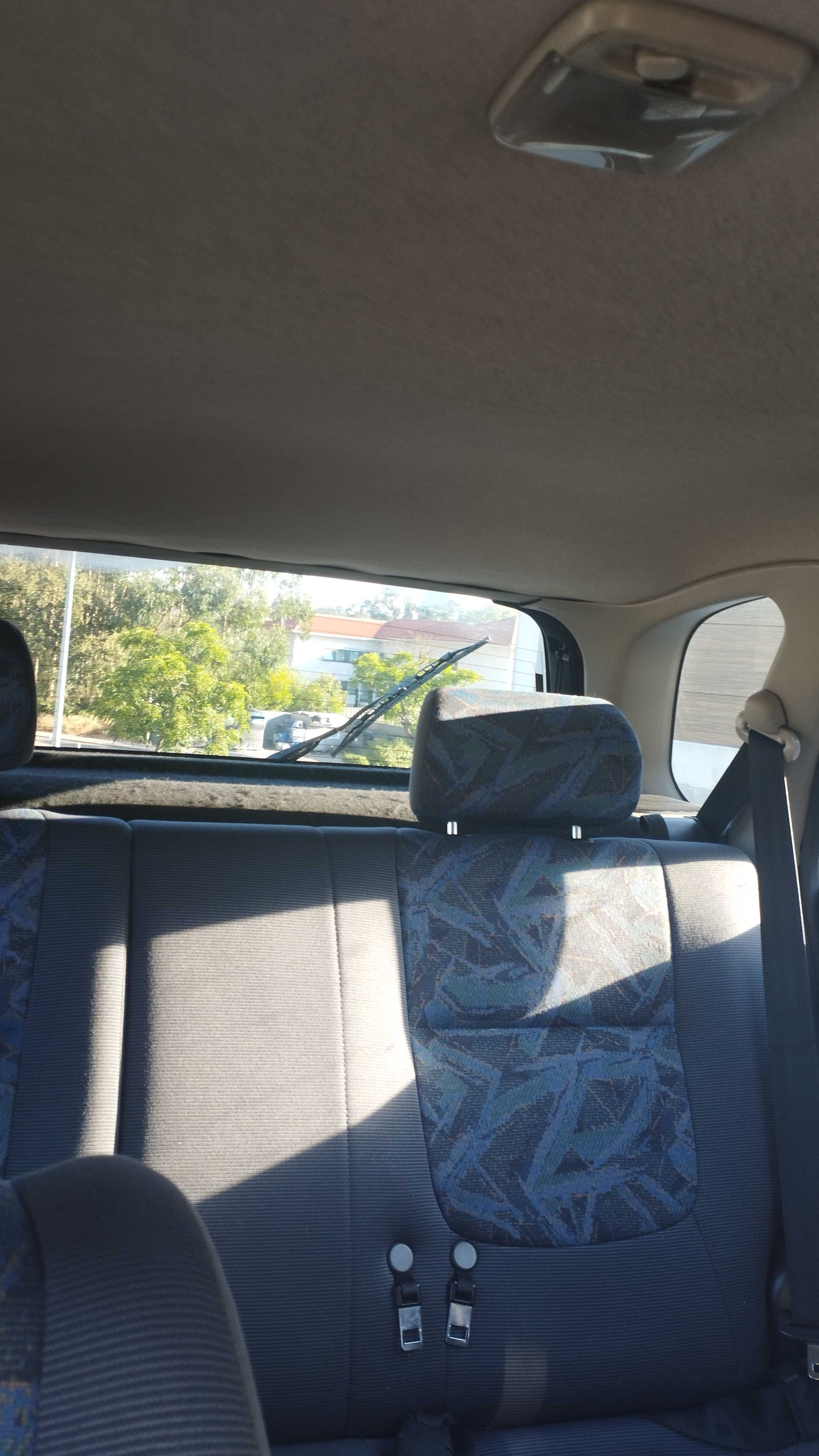 Nissan Almera de 1998