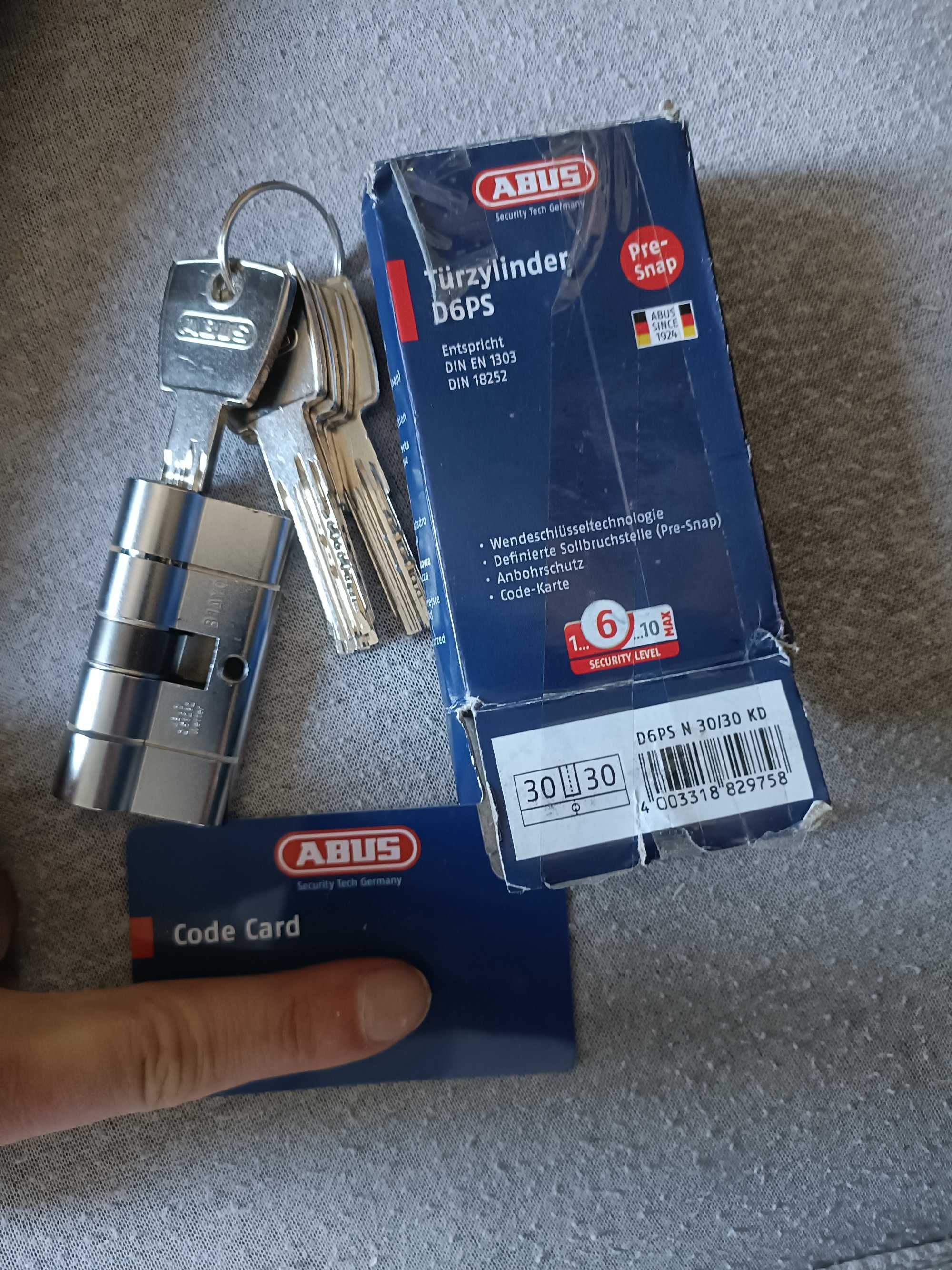 Wkadka patentowa ABUS 30/30 5 kluczy karta