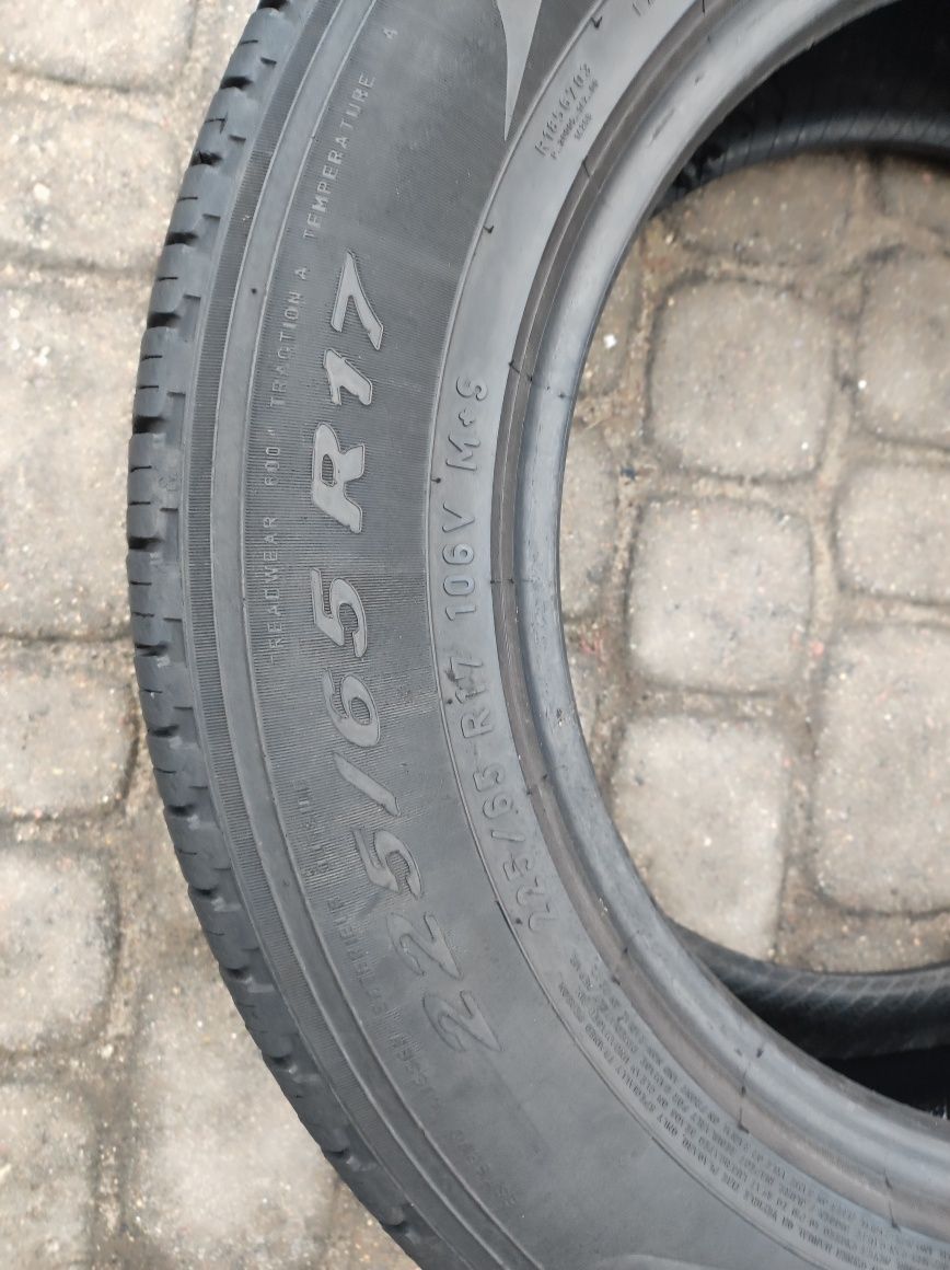 225.65.17 dwie opony Wielosezonowe Pirelli Scorpion Verde All Season