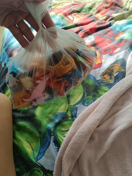 Кіндери багато з різних колекцій