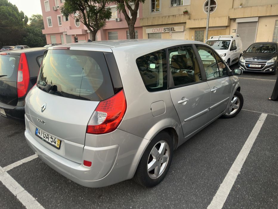 Renault Scénic 1.5 dCi - 2008 - 7 lugares