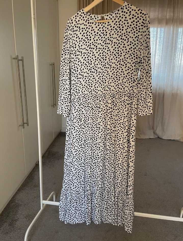 Zara biala blogerska sukienka oversize w kropki HIT midi maxi grochy