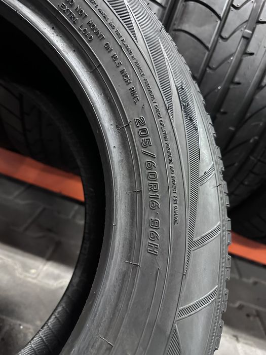 Шини Резина Зима 205/60 R16 96H Falken EuroWinter