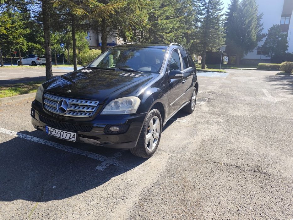 Mercedes Benz ML500 V8 bez AirMatic