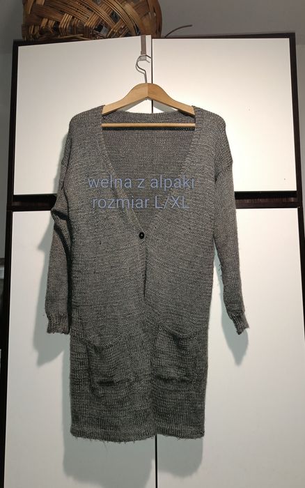 Długi kardigan zapinany z wełną z alpaki L XL
