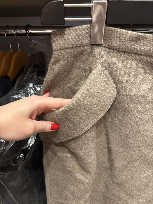 Продам женский костюм ermanno scervino