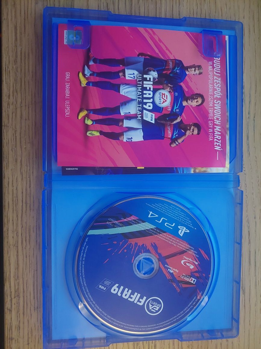 Gra fifa 19 na PS4/PS5