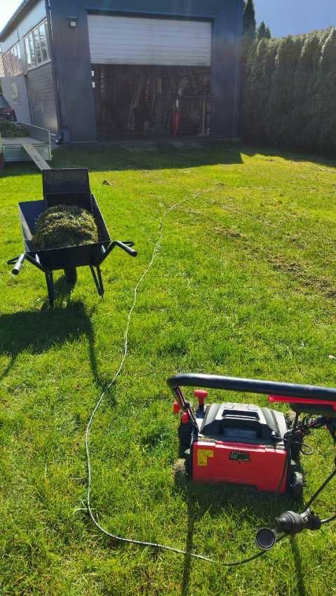 WERTYKULATOR Elektryczny 3w1 Aerator Spulchniacz Wertykulator 2400W