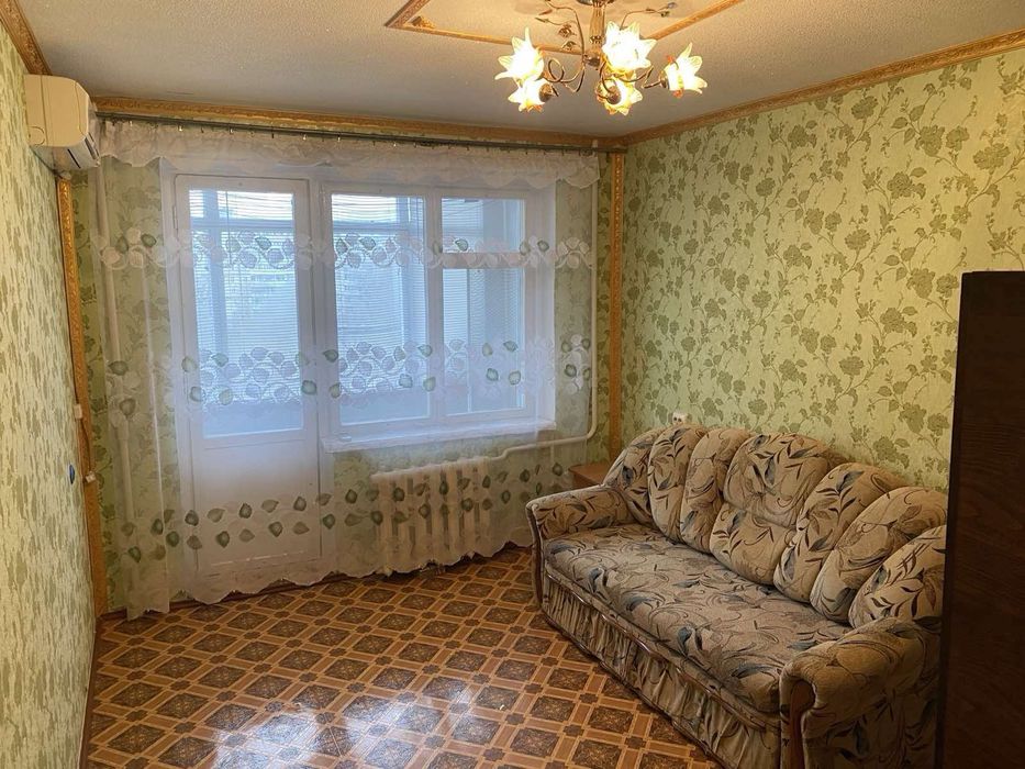 Продам 2 х кім.,чешку квартиру на Максима Дії