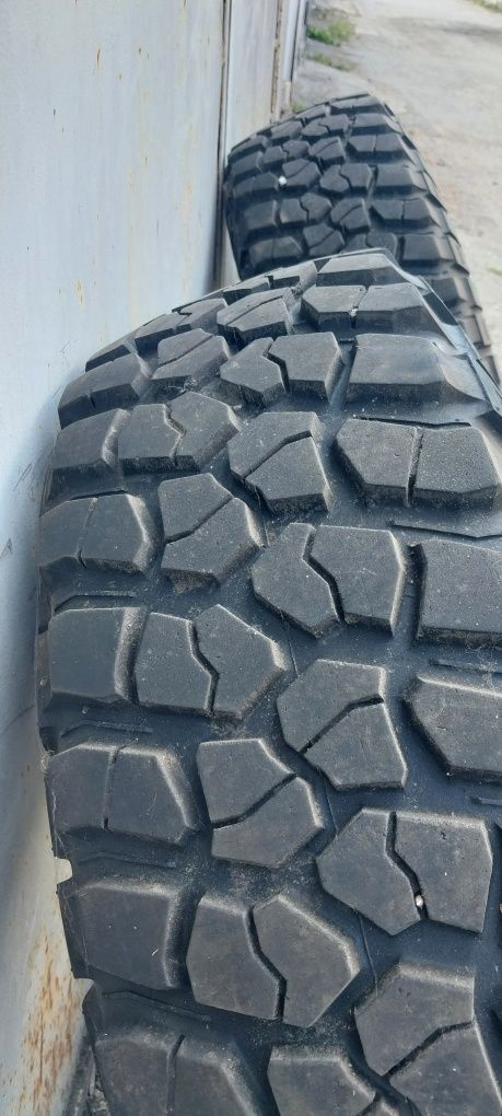 Всесезонні шини 265/75 r16 BFGoodrich Mud Terrain