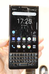 Blackberry Key2 (BBF100-1) 64Gb LTE , есть трещины на сенсоре!