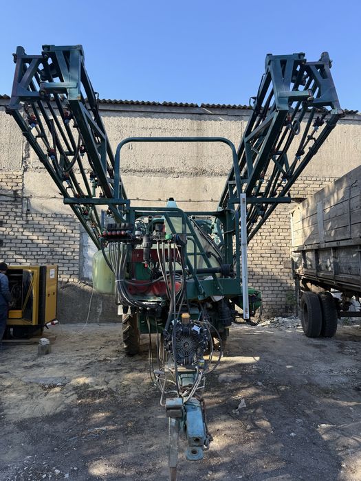 Оприскувач причепний