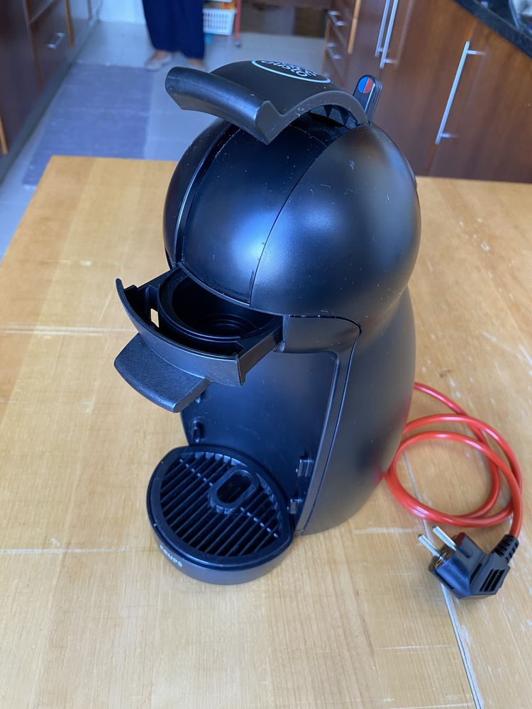 Máquina Café Nestlé Dolce Gusto Krups