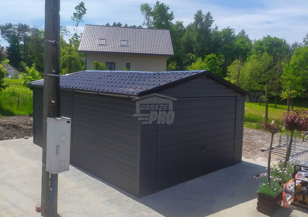 Garaż blaszany 4x6m Brama uchylna  Blachodachówka rynny dach GP583
