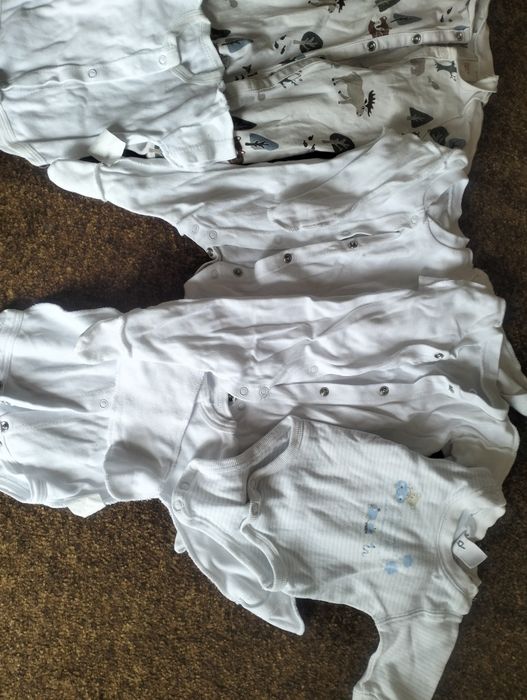 Дитячі речі для новонароджених