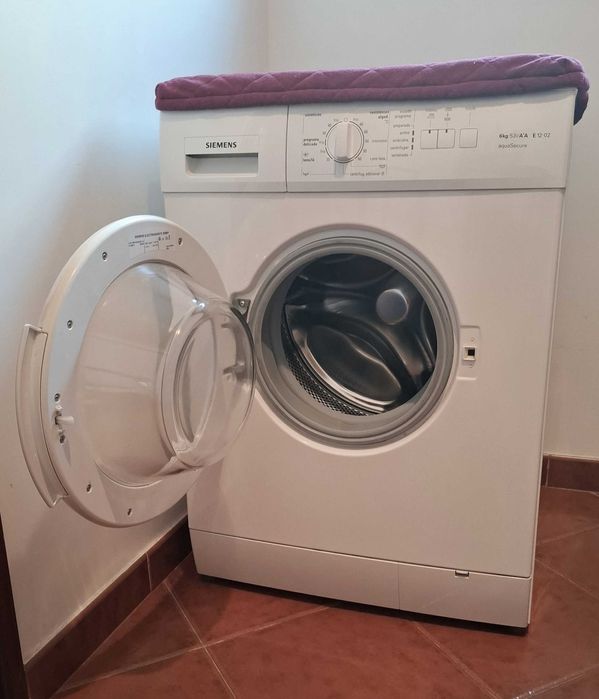 Máquina de Lavar Roupa em ótimas condições