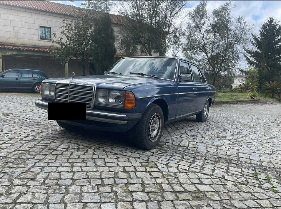 Mercedes - Benz 300d limousine w123