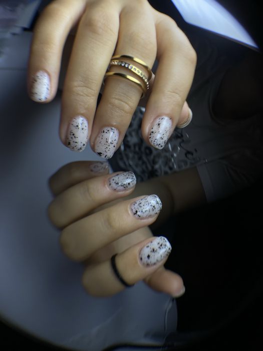 Шукаю моделей на манікюр для відпрацювання та наповнення портфоліо.