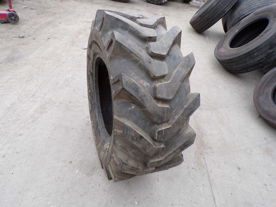 opona 400/70-20 CAMSO TractionMaster 4L-R4 14 PR (970 netto)