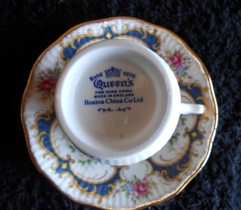 Chávena - Queen`s Fine Bone China (Made in England)