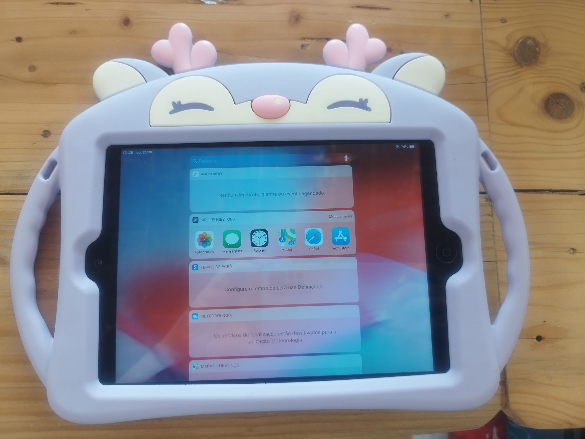 iPad mini 2 16GB em óptimo estado de conservação.