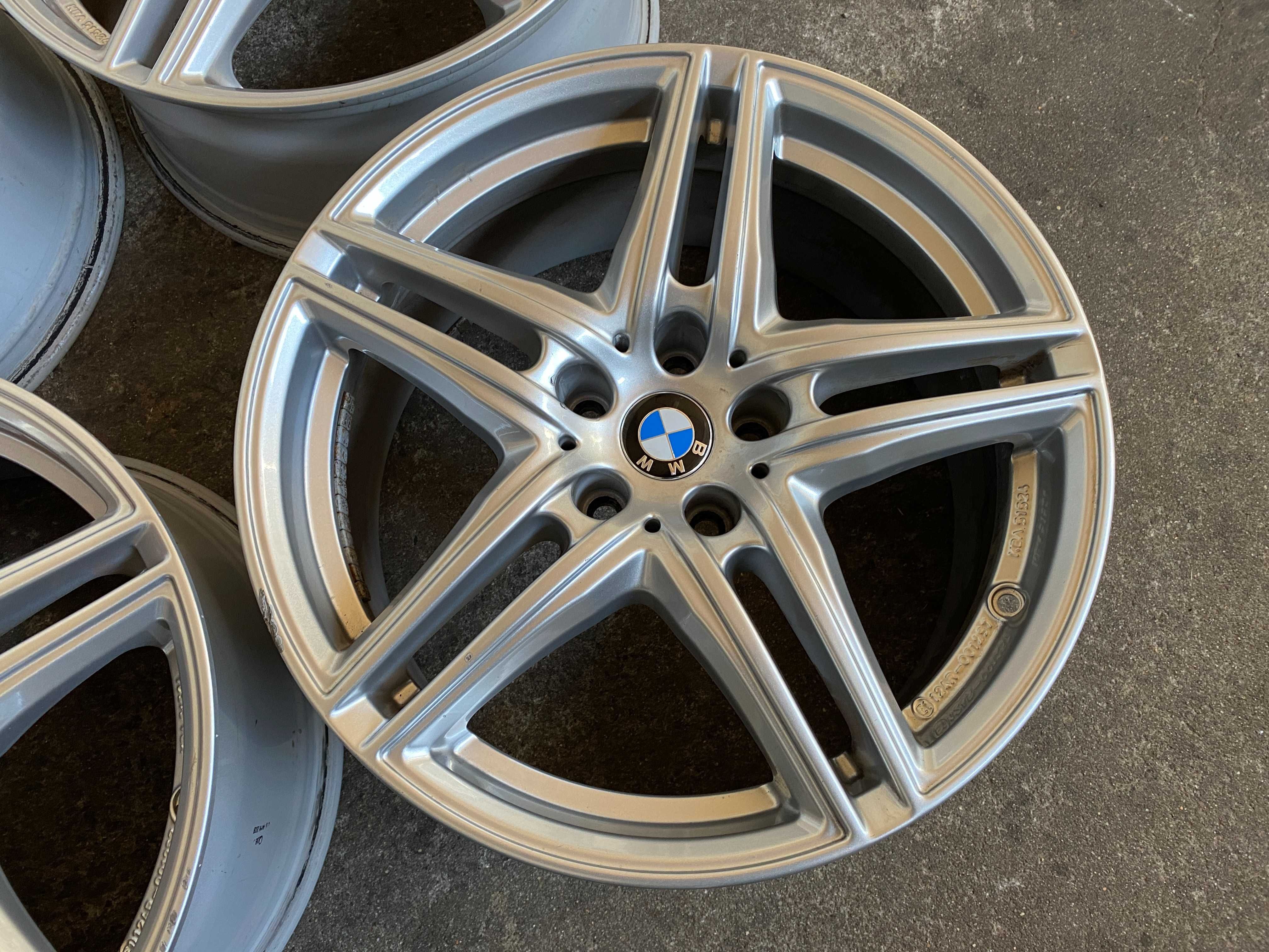 felgi 18 BMW G20 G21 8x18 et30 5x112 66,5mm