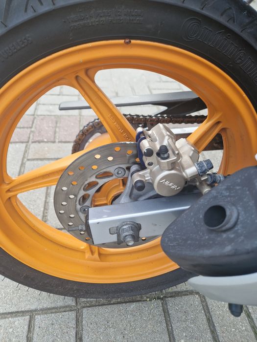 Honda CBR125R JC50 Repsol