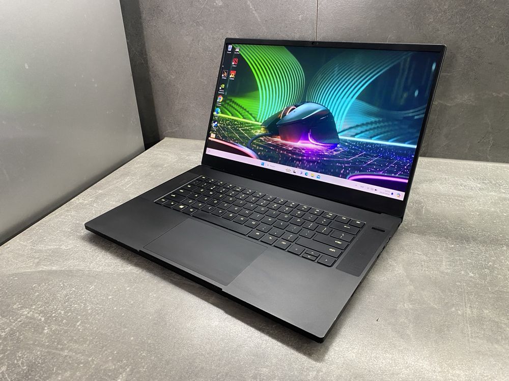 Ігровий ноутбук Razer Blade RTX 2070