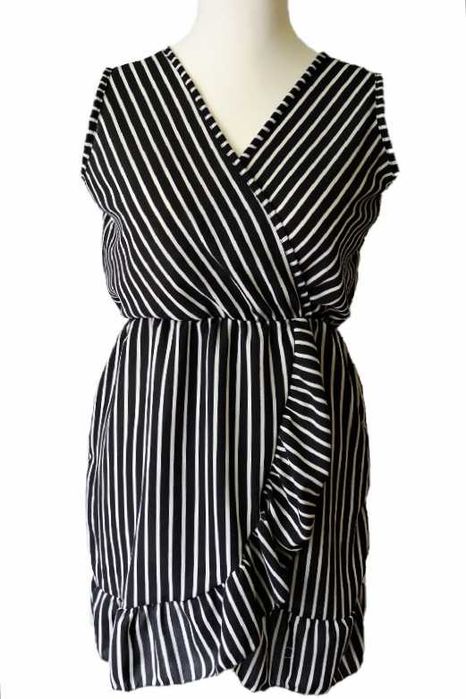 Sukienka w pasy z falbanką czarna