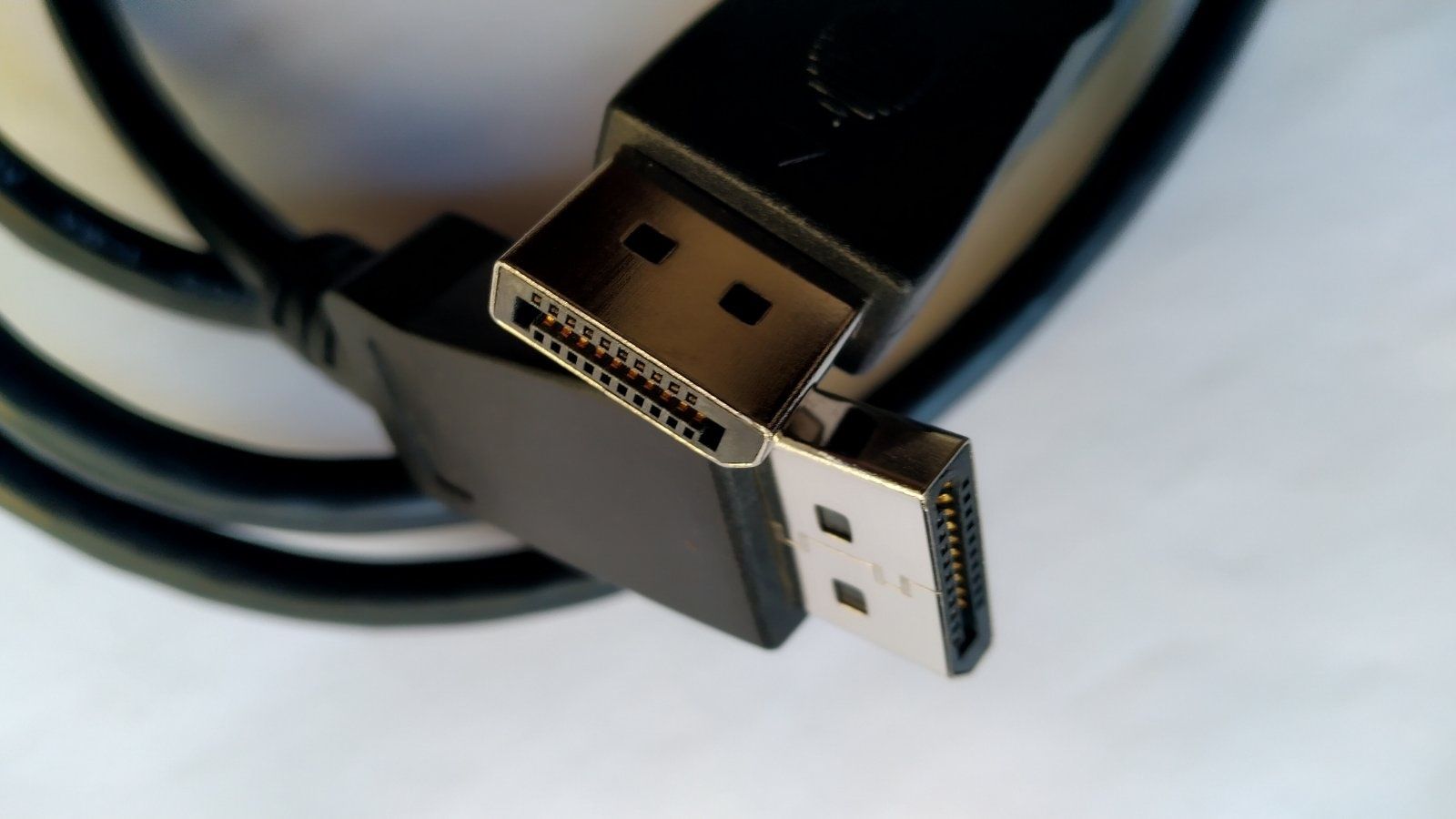 Кабель Displayport 2 метра