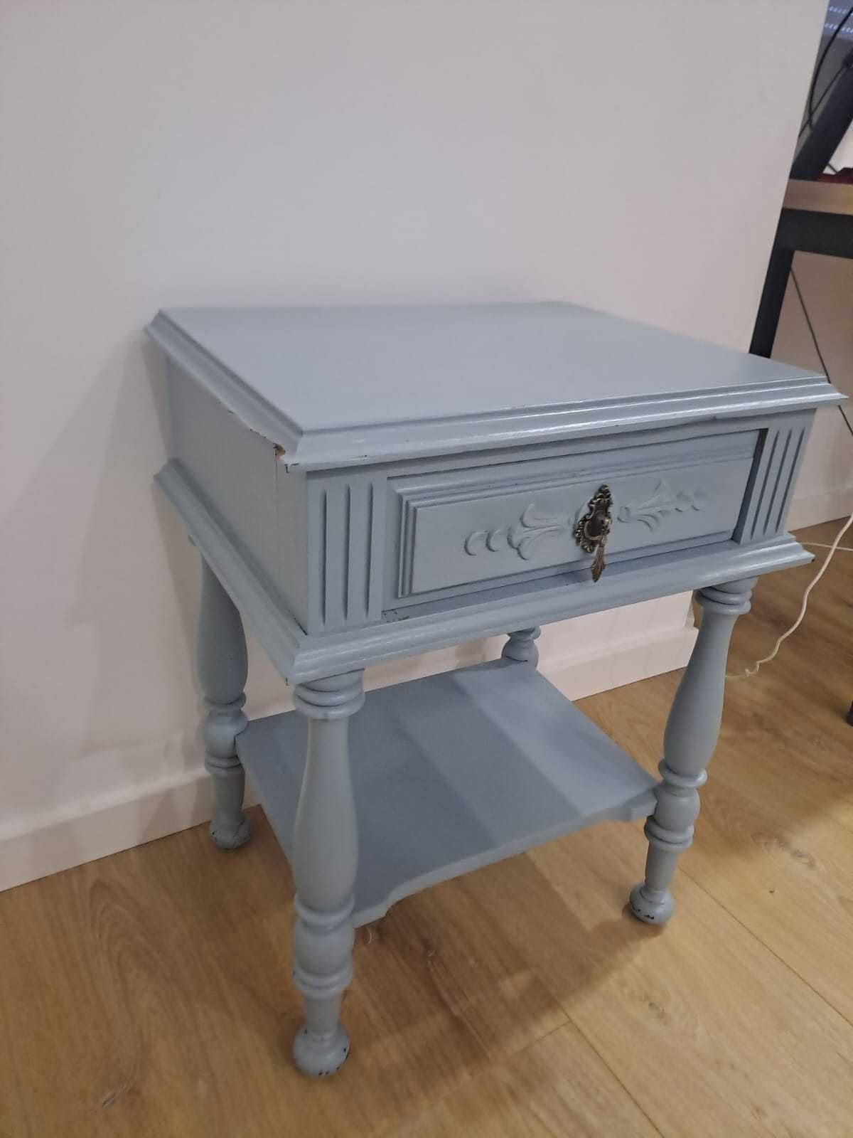 Mesa de cabeceira