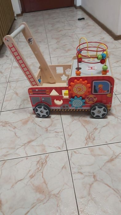 Pchacz drewniany wóz strażacki