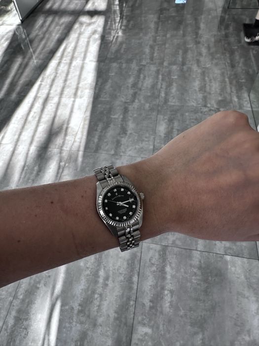 Швейцарские часы Jacques du manoir