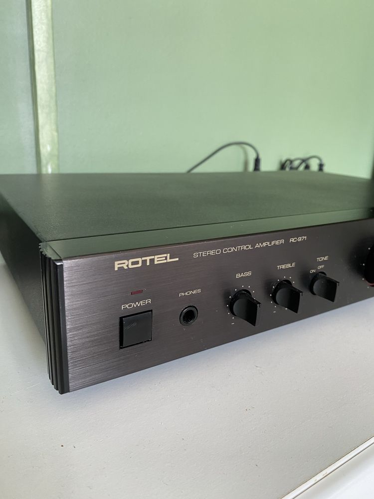 Legenda. Rotel RC-971. Wspaniały przedwzmacniacz. Najtaniej