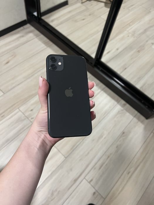 Айфон 11 в дуже гарному стані