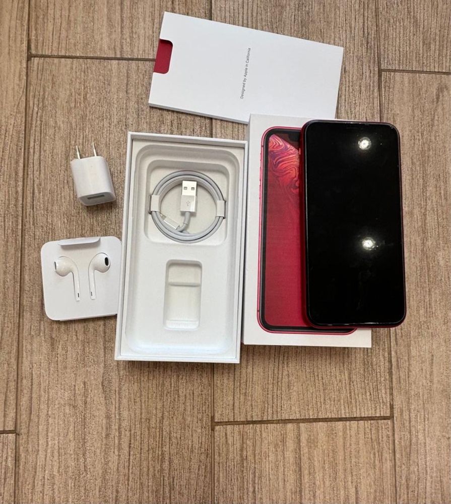 Айфон iPhone XR red 128 gb