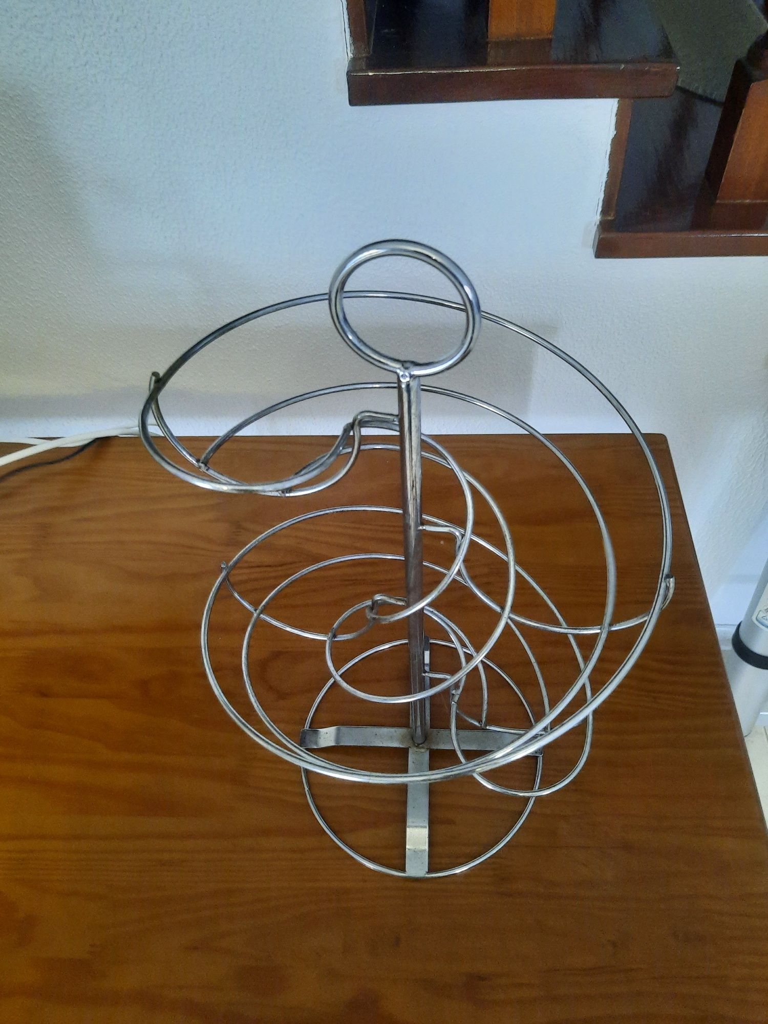 Fruteira em espiral