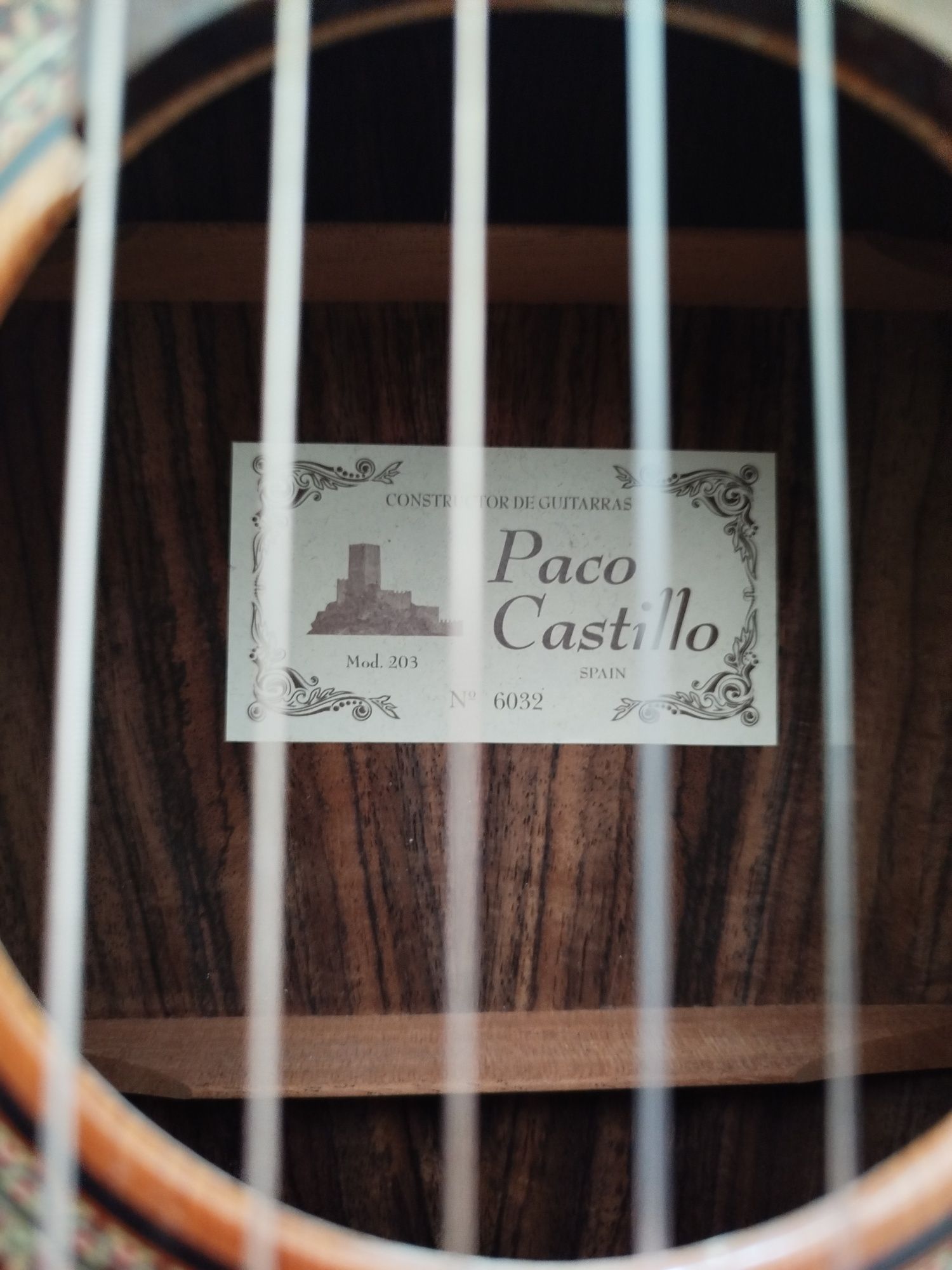 Guitarra clássica Paco Castillo 203