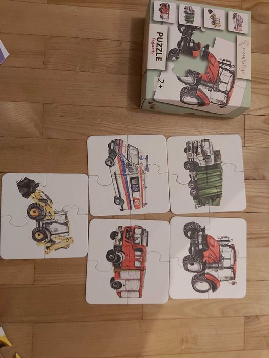 Puzzle 4 elementowe pojazdy "Mama maluje" x2 szt +puzzle drewniane