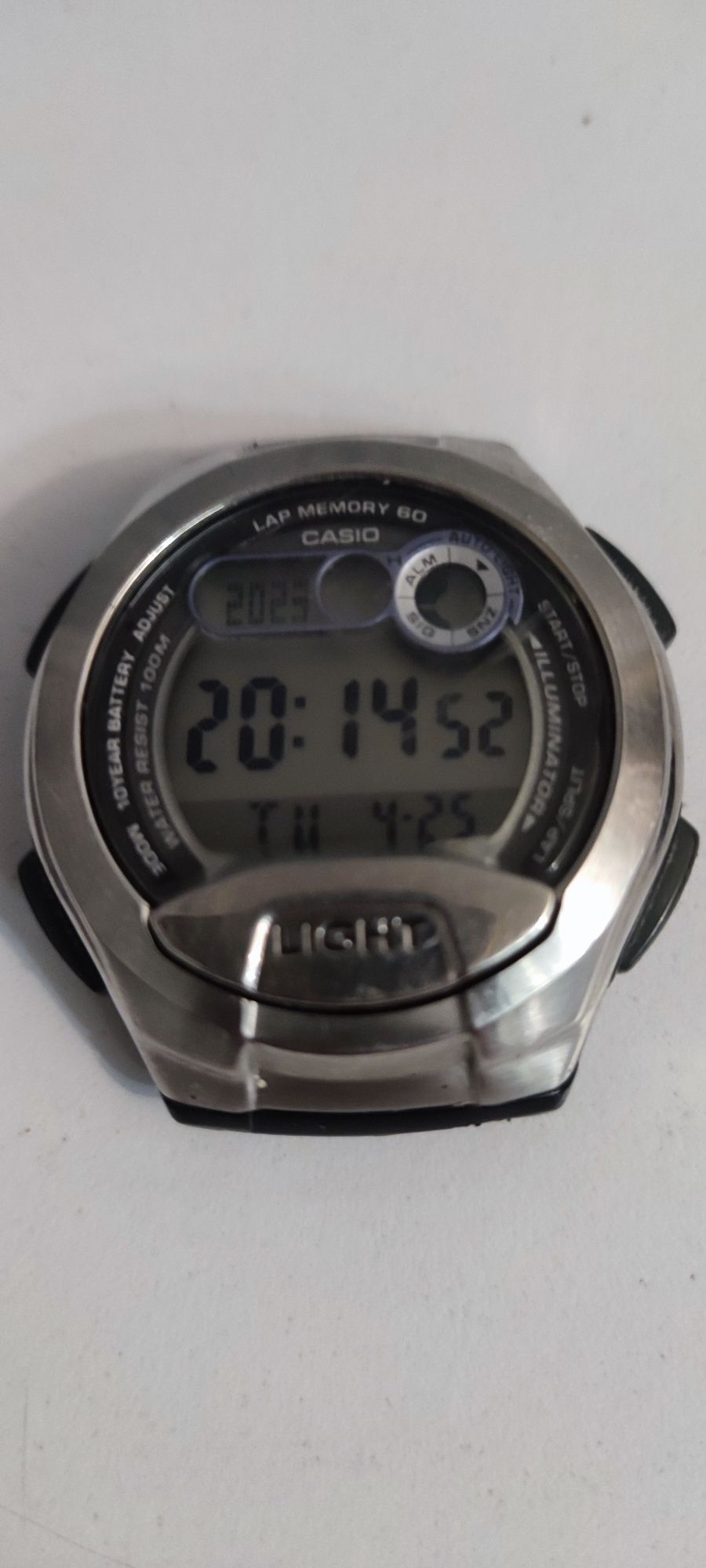 Продам орігінальний годинник Casio.