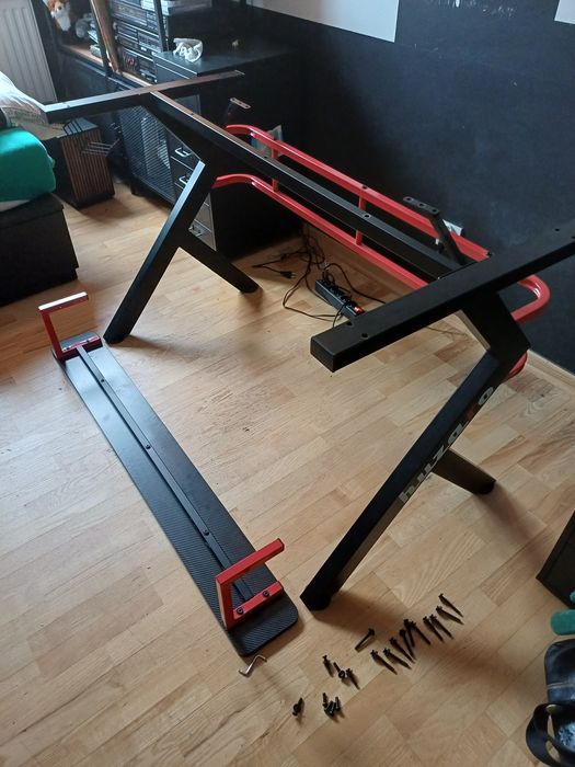 Biurko gamingowe huzaro