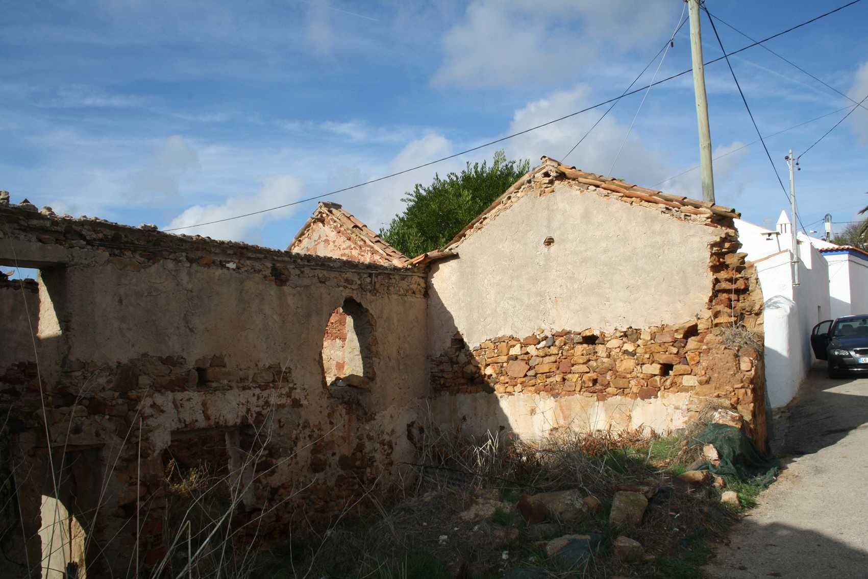 ruina raposeira vila do bispo para venda