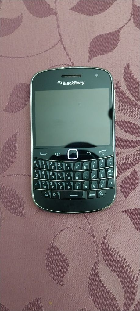 Vendo telemóvel BlackBerry . Pela melhor oferta.