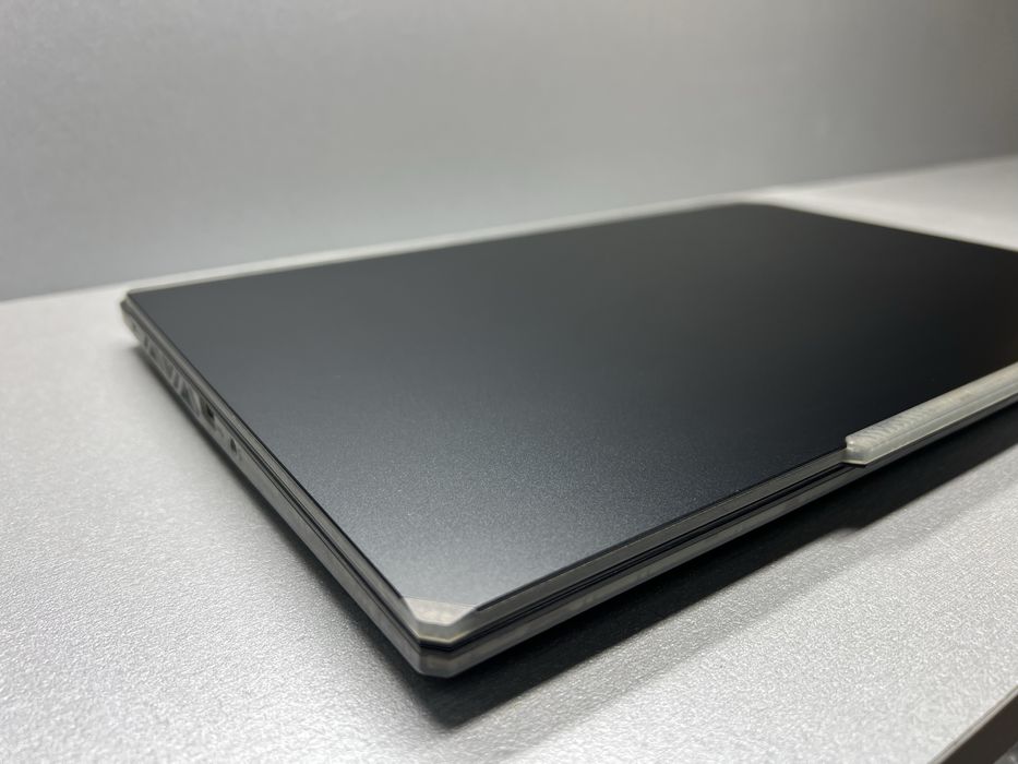 100 MSI Cyborg 15 A13VE-218US i7-13620H/16/512/RTX4050/15,6/144Hz