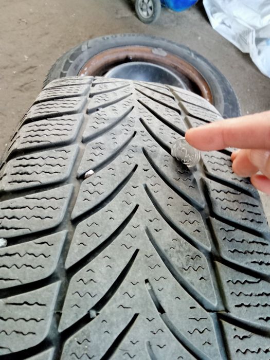 Диски + Goodyear UltraGrip Ice 2 195/65 R15 + колпаки!