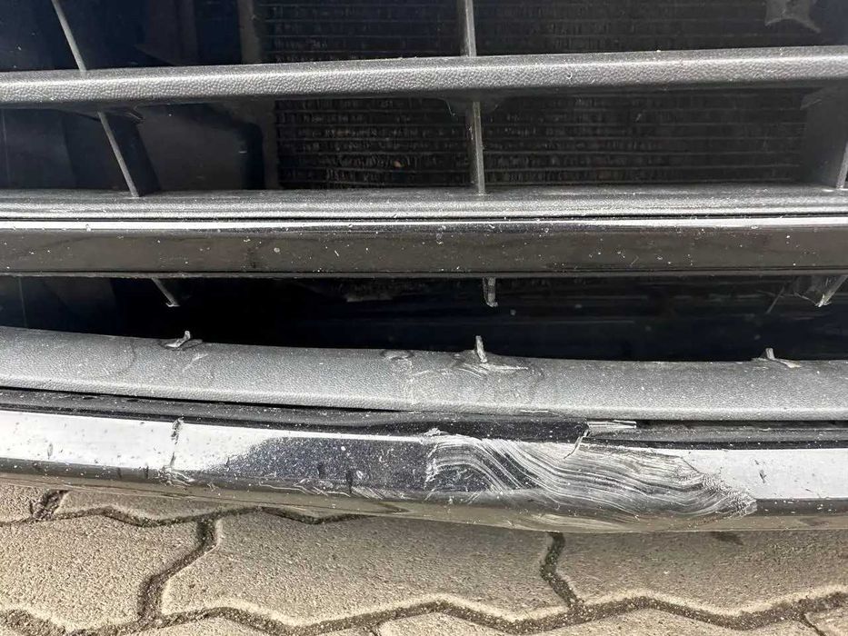 Бампер передній  Golf 7 хетчбек 2012-2017 C9X 470/25