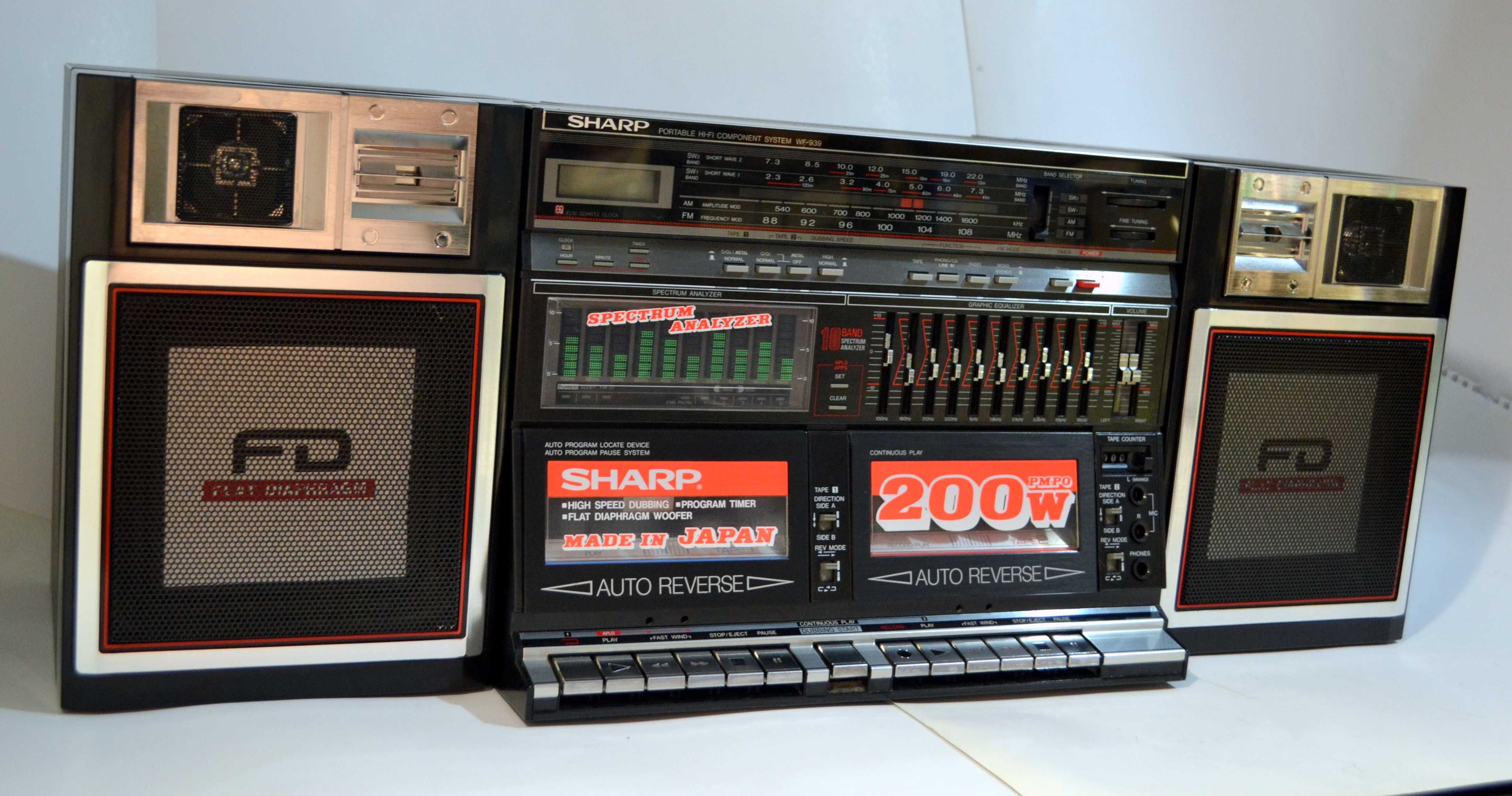 Бумбокс  SHARP  WF-939 . Шедевр.  Муха не сидела.